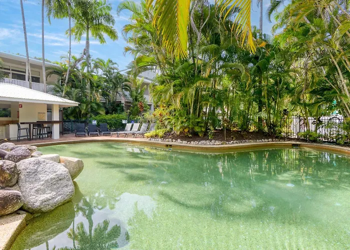 1 Bedroom Ground Floor Apartment @ Palm Villas